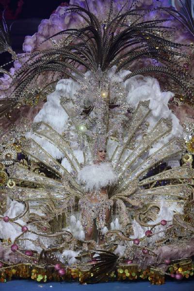 Spain goes carnival crazy: A parade where you, too, can join in 