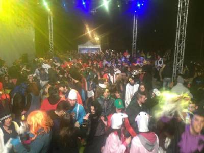 Spain goes carnival crazy: A parade where you, too, can join in 