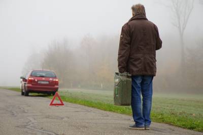 Red warning triangles to be phased out due to ‘pedestrian risk’