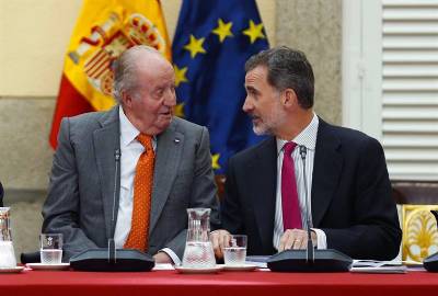 King Juan Carlos I to retire from public duty five years after abdication