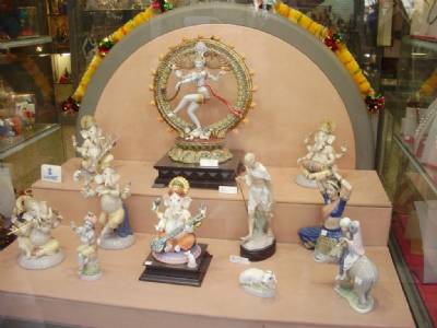 Tribute to José Lladró, co-founder of world's most famous figurines