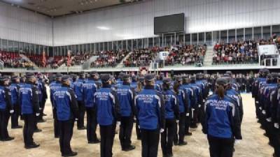 Madrid to slash minimum height for Local Police