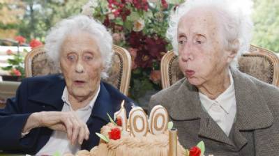 How do you live to 100? Spanish health specialists explain