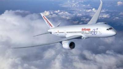 Iberia to buy out Air Europa: Madrid airport to compete 'on a level with' Heathrow
