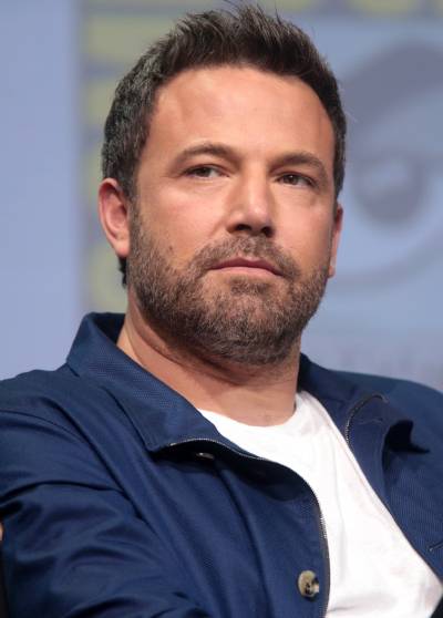 Ben Affleck gives frank interview in fluent Spanish: His alcoholism, press hounding and Jennifer López's wedding