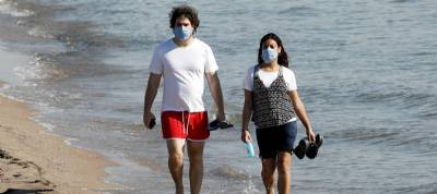 Spain's 'beach control' contrasted with 'chaotic' UK shores in British press