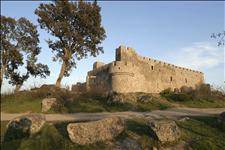 Tourists flock to restored medieval castle