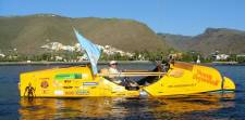 Argentinian adventurer sets off to row across Atlantic