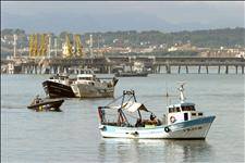 Striking fishermen reject fuel subsidy offer