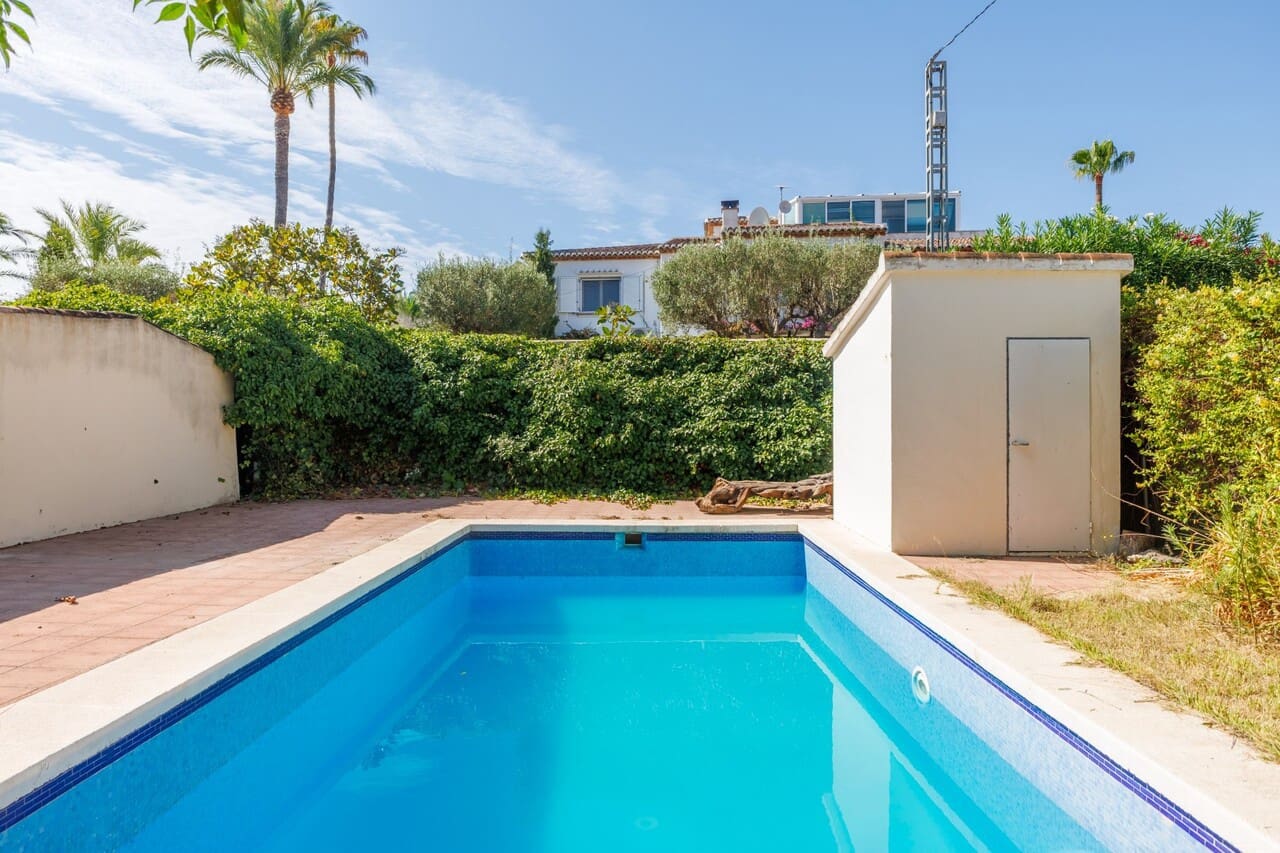 7 makuuhuone Huvila myytävänä paikassa Javea / Xabia mukana uima-altaan 
autotalli - 765 000 € (Ref: 10014661)