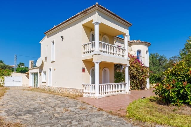 7 makuuhuone Huvila myytävänä paikassa Javea / Xàbia mukana uima-altaan 
autotalli - 765 000 € (Ref: 10014661)