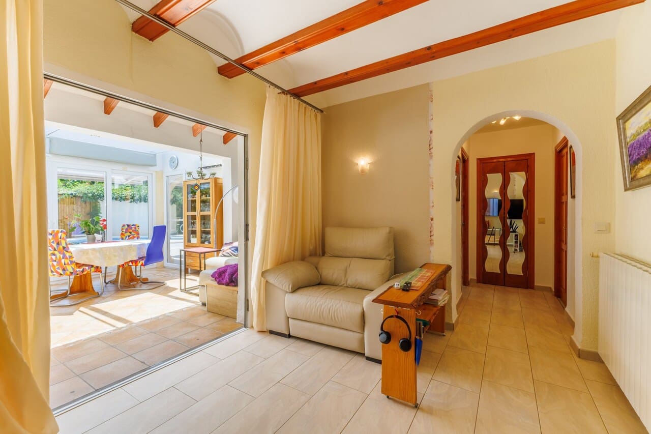 3 chambre Villa/Maison à vendre à Javea / Xabia avec piscine garage - 610 000 € (Ref: 10024590)