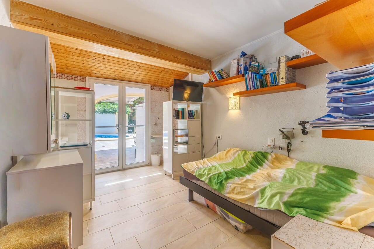 3 chambre Villa/Maison à vendre à Javea / Xabia avec piscine garage - 610 000 € (Ref: 10024590)