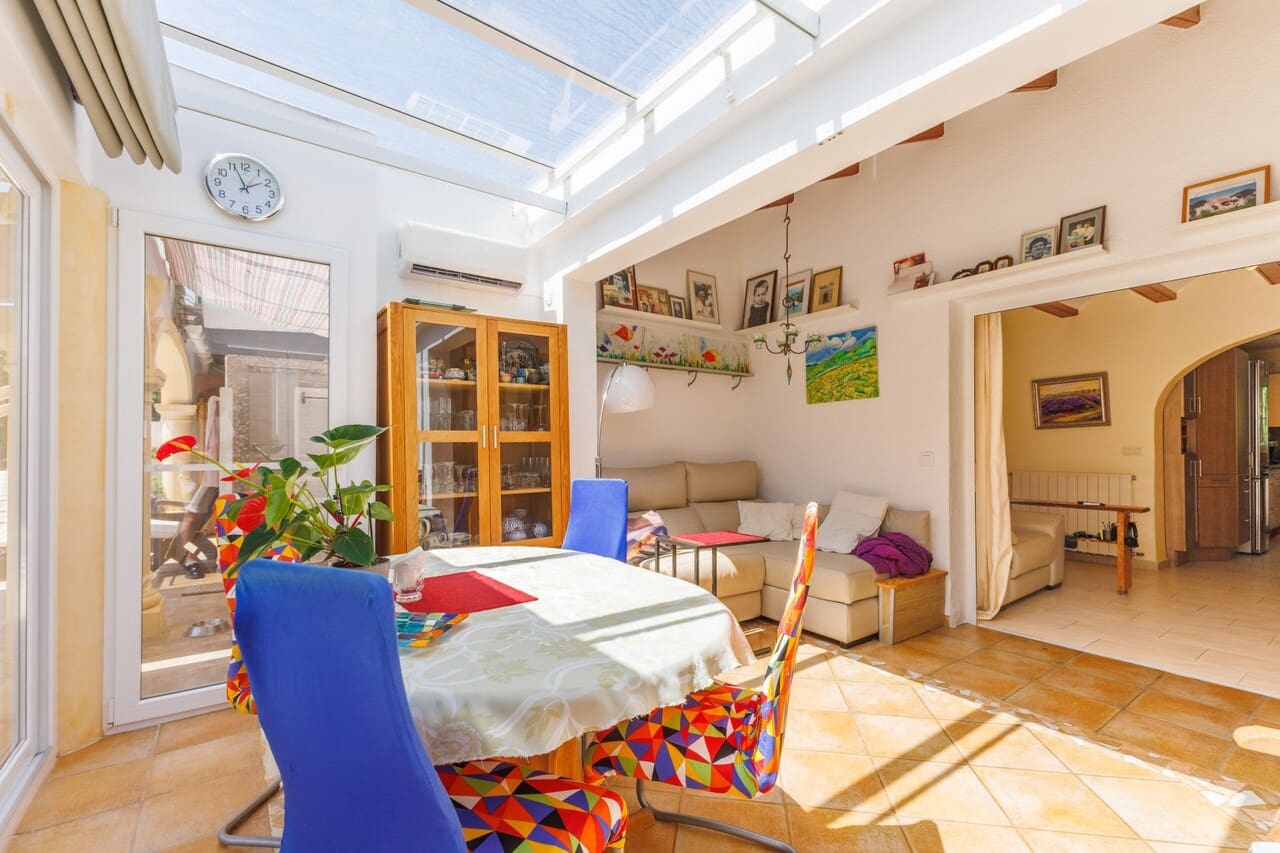 3 chambre Villa/Maison à vendre à Javea / Xabia avec piscine garage - 610 000 € (Ref: 10024590)