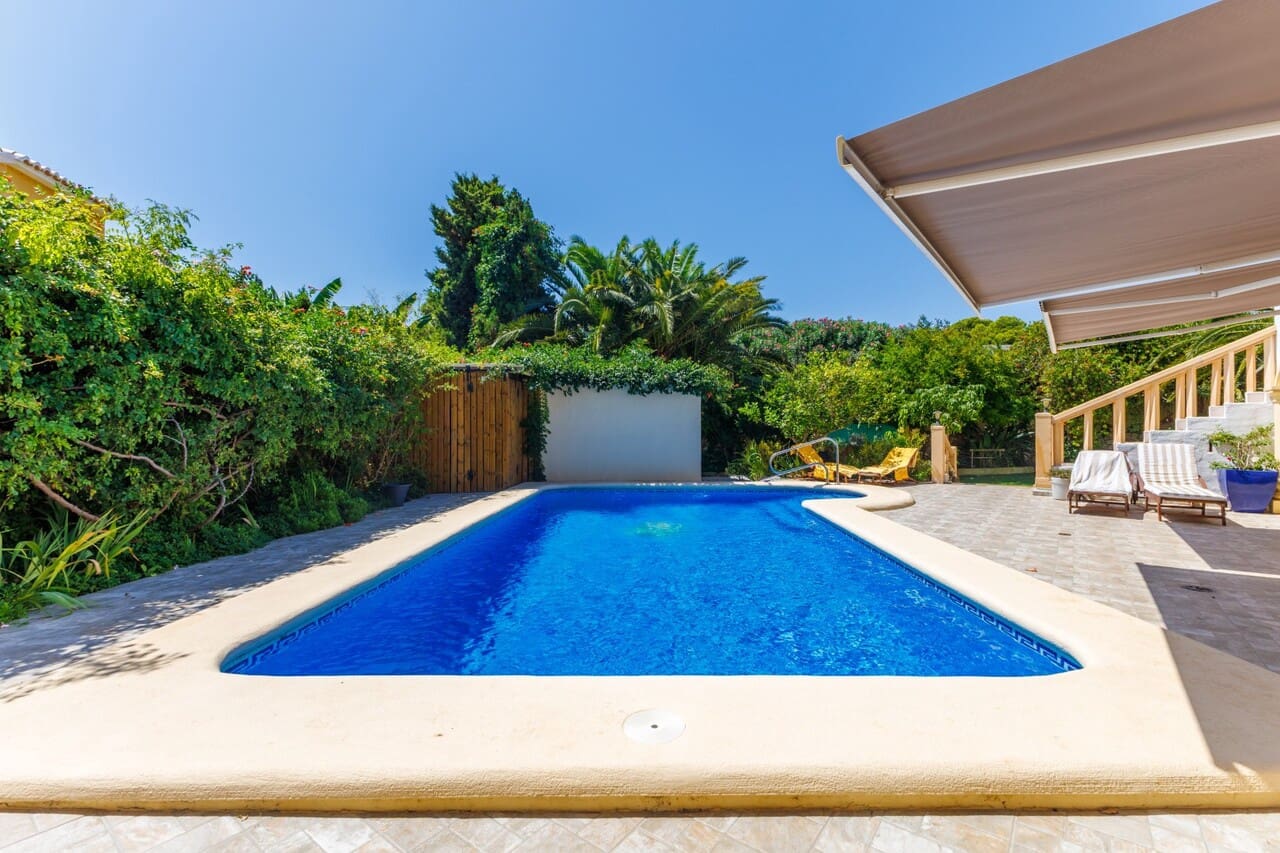 3 chambre Villa/Maison à vendre à Javea / Xabia avec piscine garage - 610 000 € (Ref: 10024590)