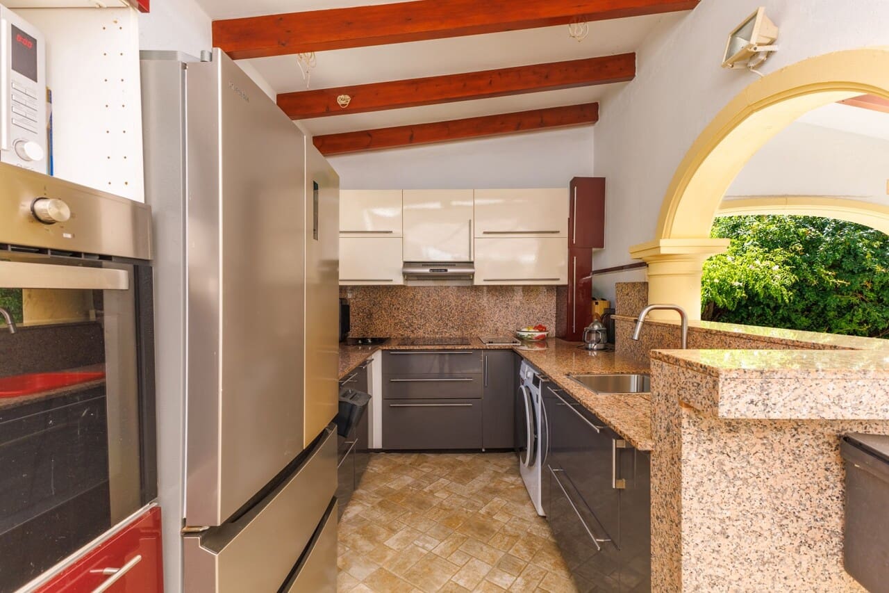 3 chambre Villa/Maison à vendre à Javea / Xabia avec piscine garage - 610 000 € (Ref: 10024590)