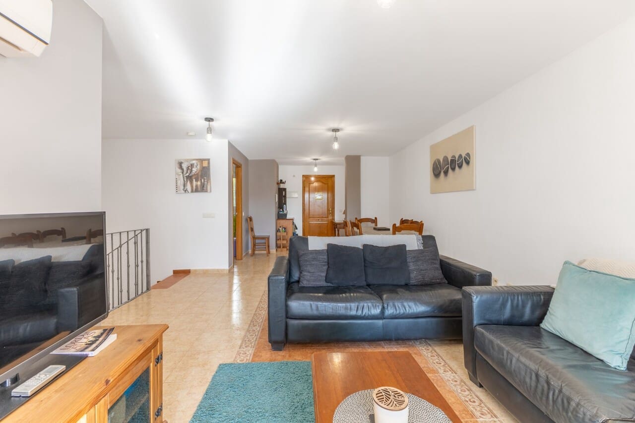 Apartamento de 3 habitaciones en Javea / Xàbia en venta con piscina garaje - 465.000 € (Ref: 10039308)