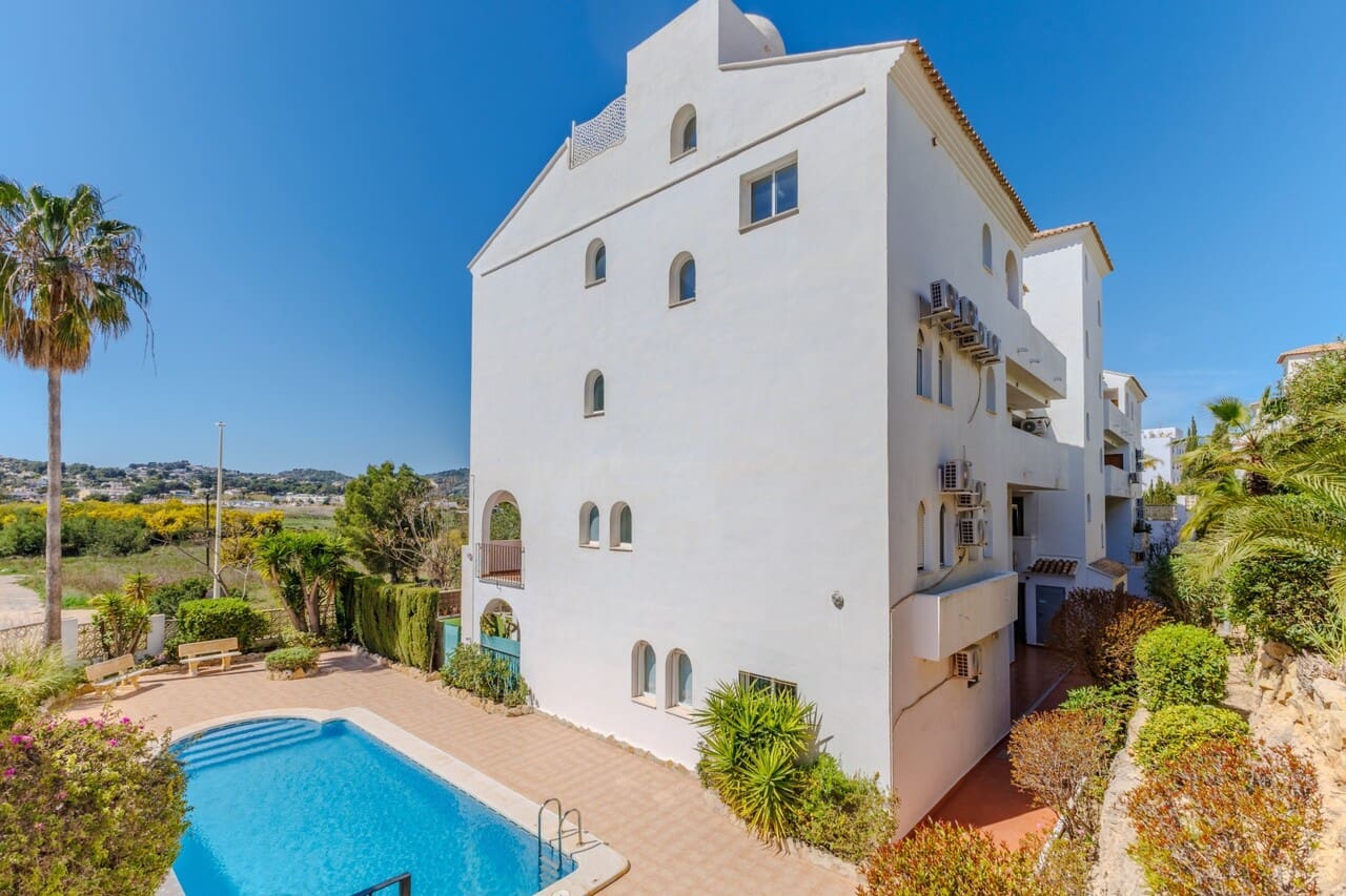 Apartamento de 3 habitaciones en Javea / Xàbia en venta con piscina garaje - 465.000 € (Ref: 10039308)