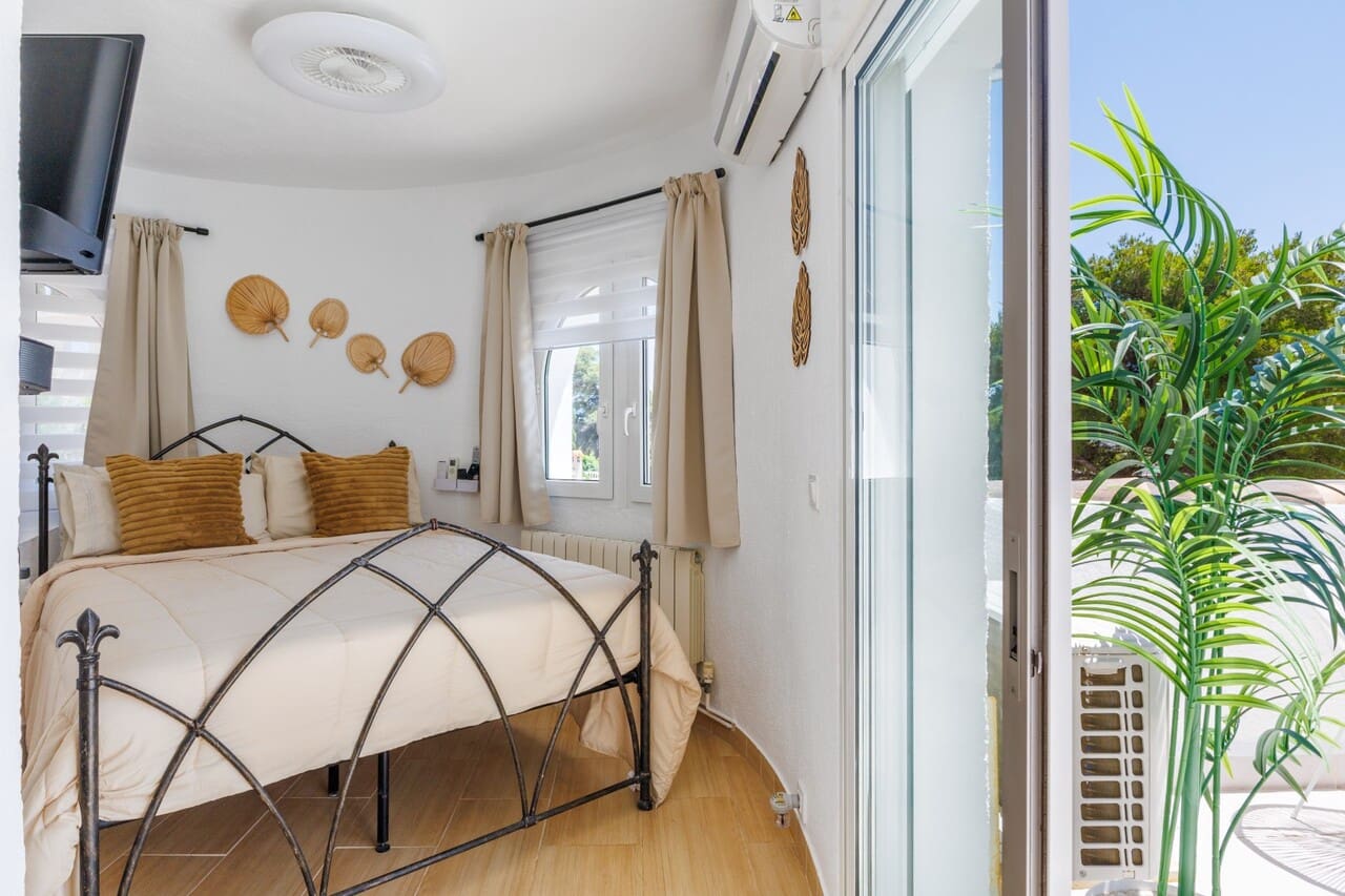 4 Zimmer Villa zu verkaufen in Javea / Xabia mit Pool Garage - 865.000 € (Ref: 10041632)