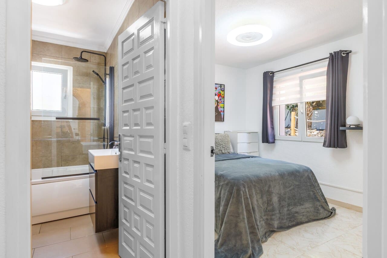 4 Zimmer Villa zu verkaufen in Javea / Xabia mit Pool Garage - 865.000 € (Ref: 10041632)