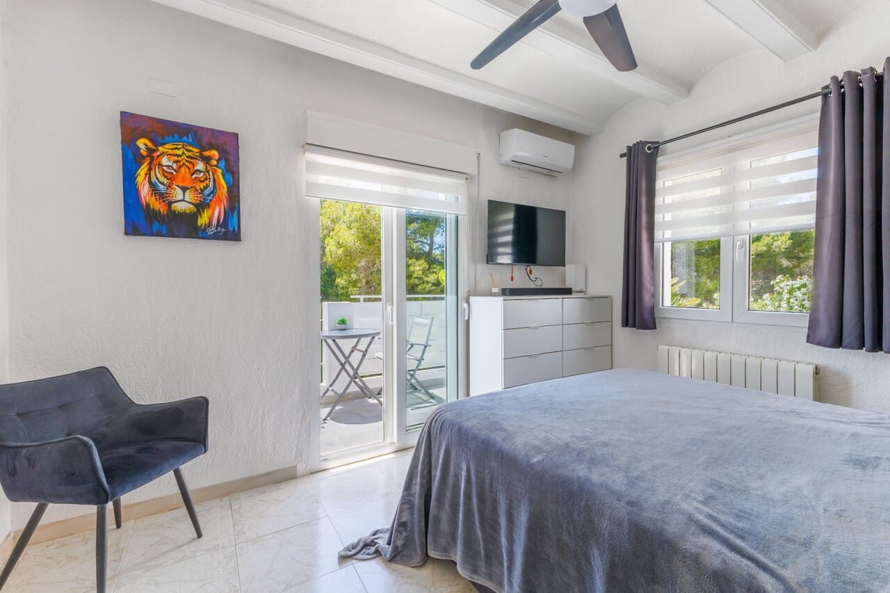 4 Zimmer Villa zu verkaufen in Javea / Xabia mit Pool Garage - 865.000 € (Ref: 10041632)