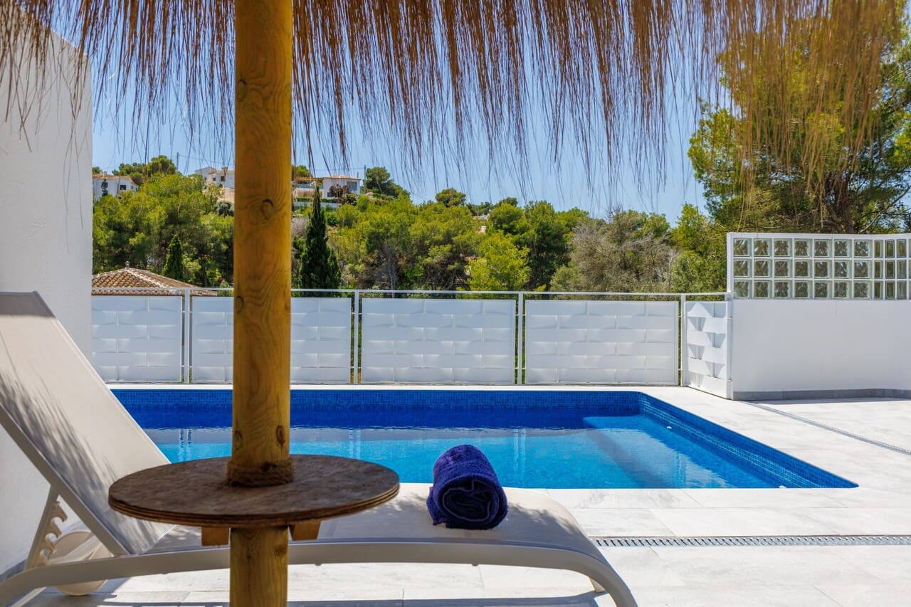 4 Zimmer Villa zu verkaufen in Javea / Xabia mit Pool Garage - 865.000 € (Ref: 10041632)