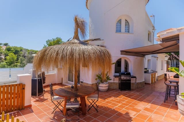 4 bedroom Villa for sale in Javea / Xàbia with pool garage - € 865,000 (Ref: 10041632)