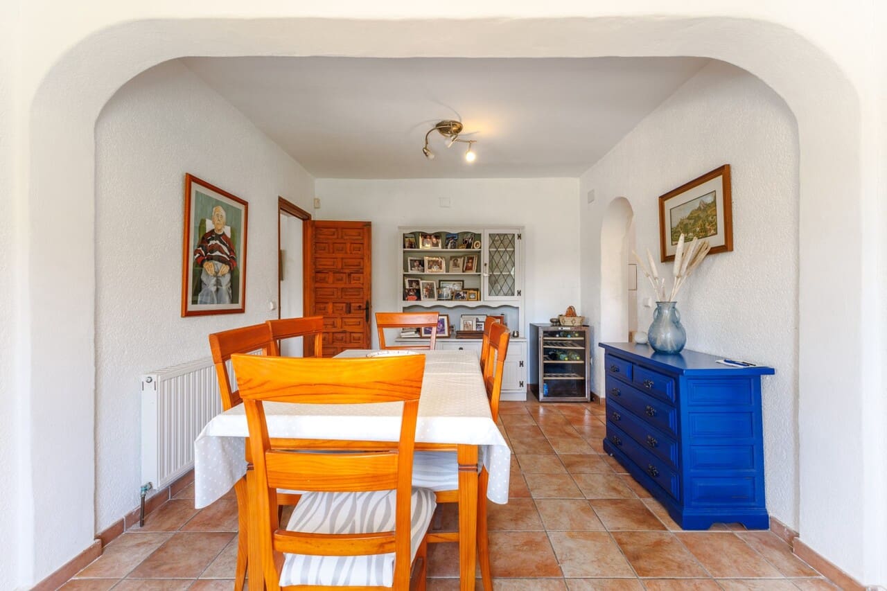 3 chambre Villa/Maison à vendre à Javea / Xabia avec piscine garage - 595 000 € (Ref: 10041993)