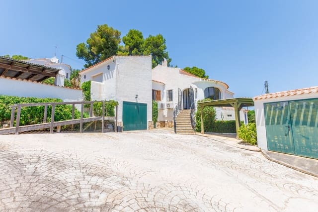 3 chambre Villa/Maison à vendre à Javea / Xàbia avec piscine garage - 595 000 € (Ref: 10041993)