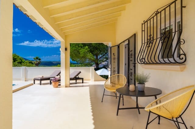 Chalet de 3 habitaciones en Javea / Xàbia en venta con piscina garaje - 725.000 € (Ref: 10085016)