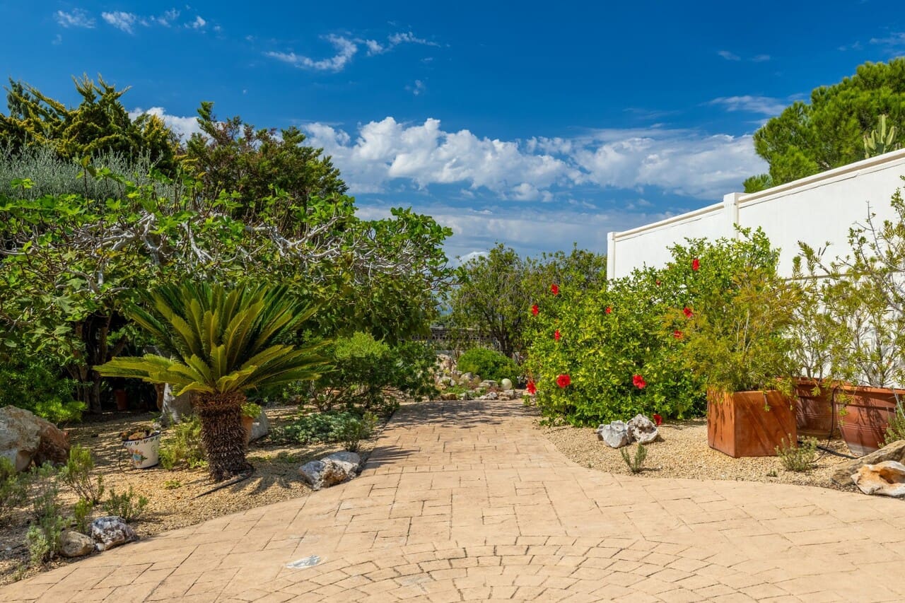 Chalet de 3 habitaciones en Javea / Xàbia en venta con piscina garaje - 725.000 € (Ref: 10085016)