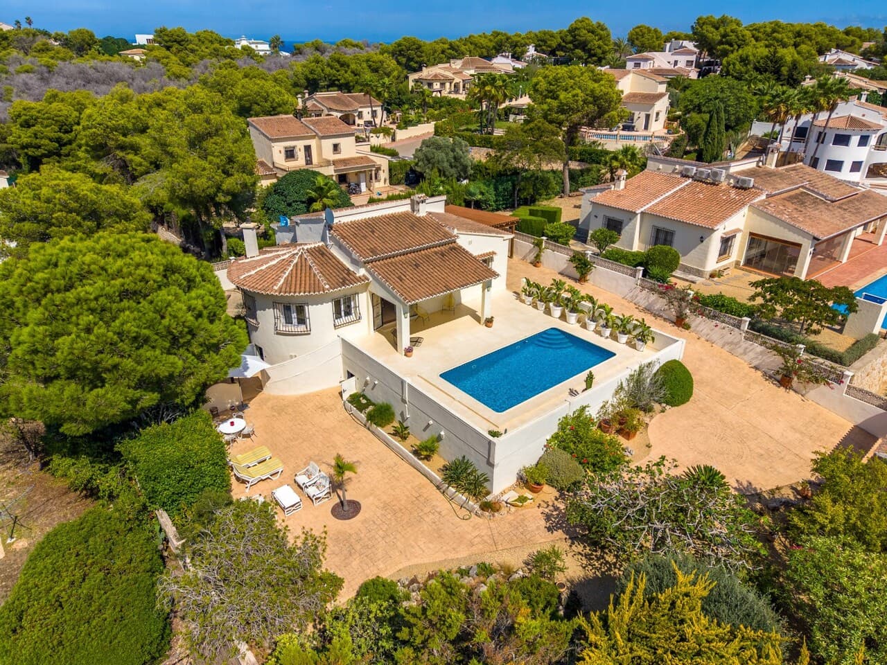 Chalet de 3 habitaciones en Javea / Xàbia en venta con piscina garaje - 725.000 € (Ref: 10085016)
