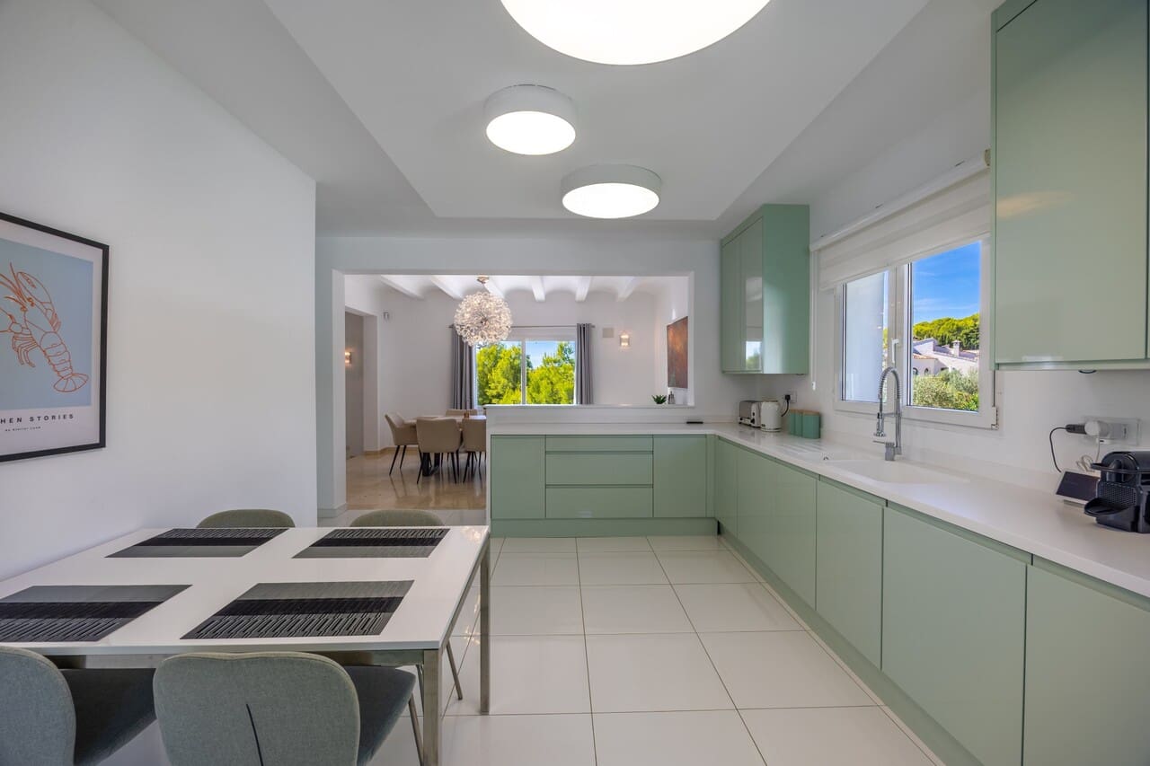 4 sovrum Villa till salu i Javea / Xabia med pool garage - 1 200 000 € (Ref: 10100520)