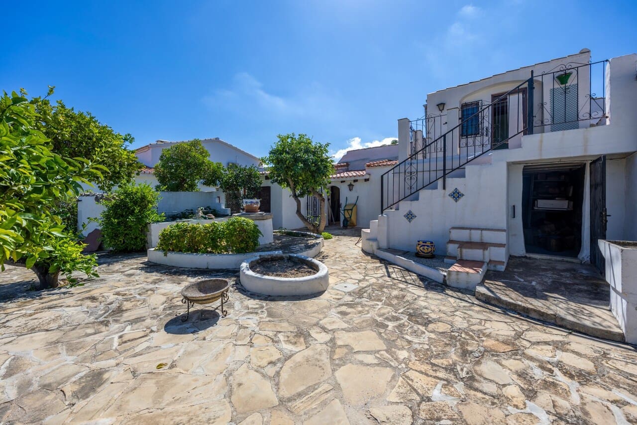 3 bedroom Villa for sale in Jesus Pobre with pool garage - € 510,000 (Ref: 10117088)