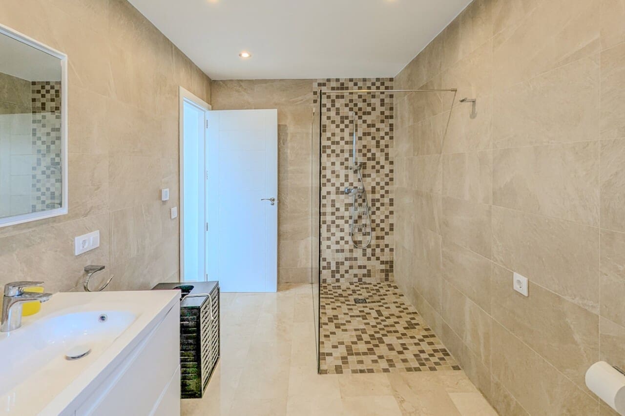 4 soveværelse Villa til salg i Javea / Xabia med swimmingpool garage - € 1.200.000 (Ref: 10153947)