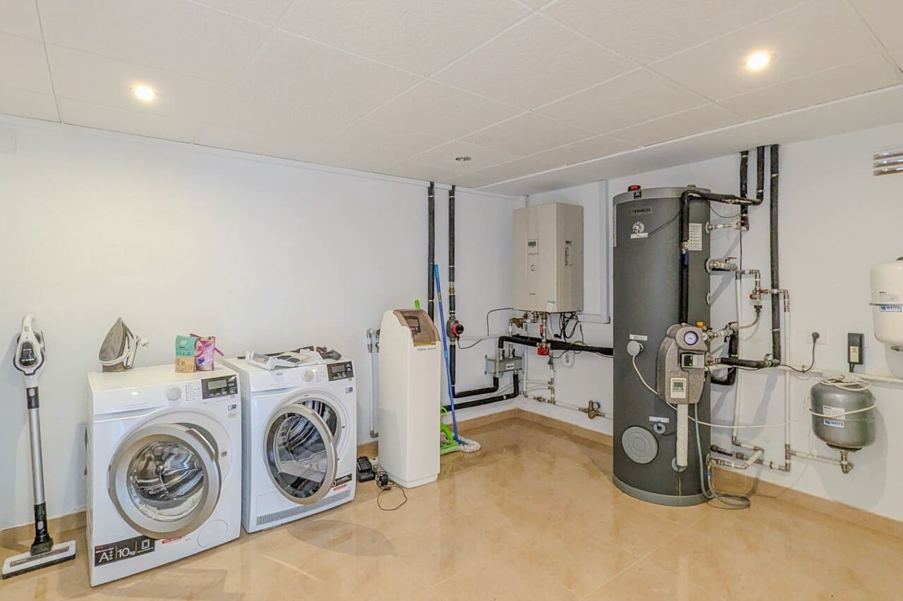 4 soveværelse Villa til salg i Javea / Xabia med swimmingpool garage - € 1.200.000 (Ref: 10153947)