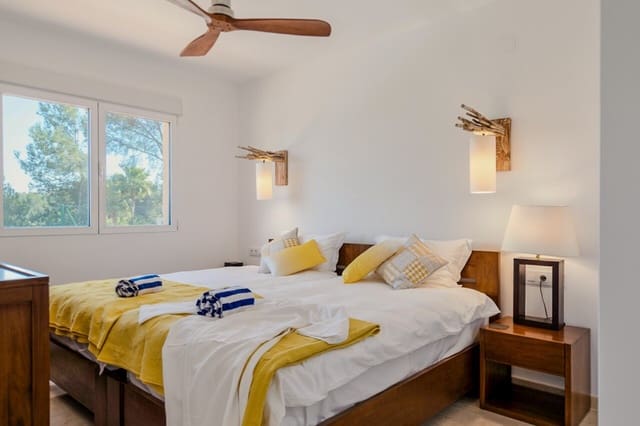 4 soveværelse Villa til salg i Javea / Xàbia med swimmingpool garage - € 1.200.000 (Ref: 10153947)