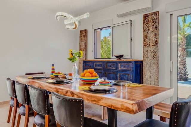 4 soveværelse Villa til salg i Javea / Xàbia med swimmingpool garage - € 1.200.000 (Ref: 10153947)