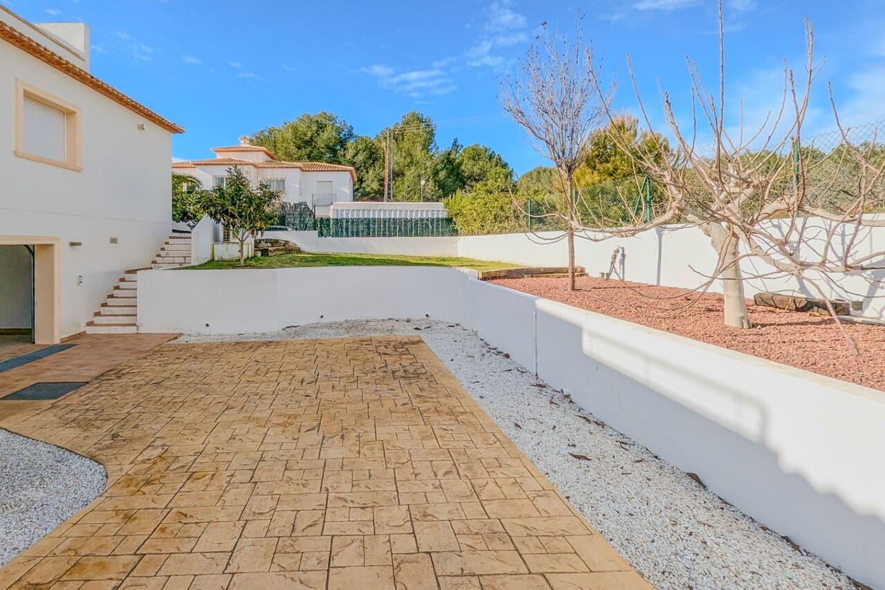 4 soveværelse Villa til salg i Javea / Xabia med swimmingpool garage - € 1.200.000 (Ref: 10153947)