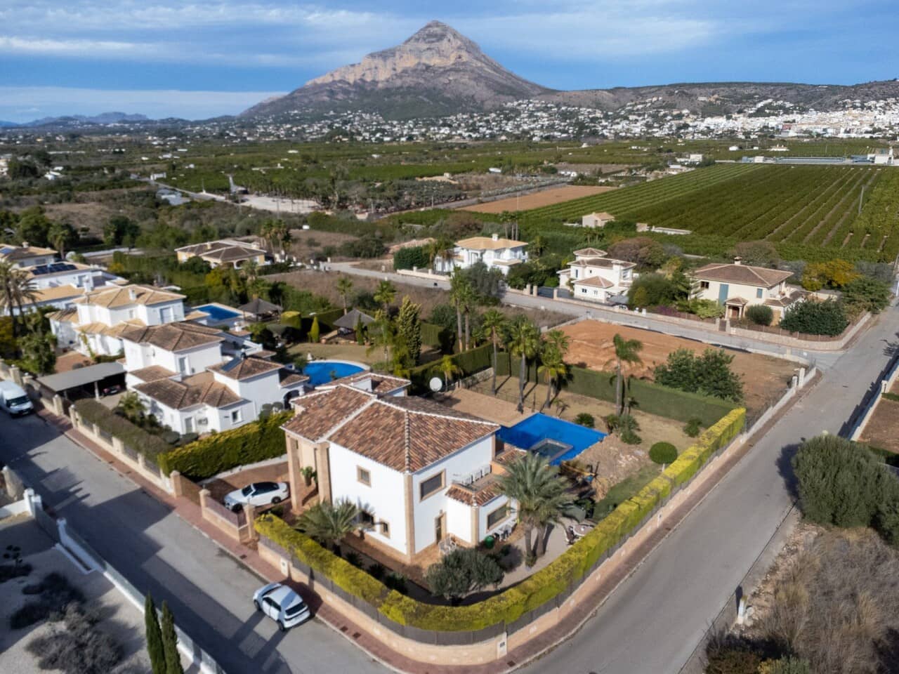 5 bedroom Villa for sale in Javea / Xabia with pool garage - € 1,200,000 (Ref: 8037211)