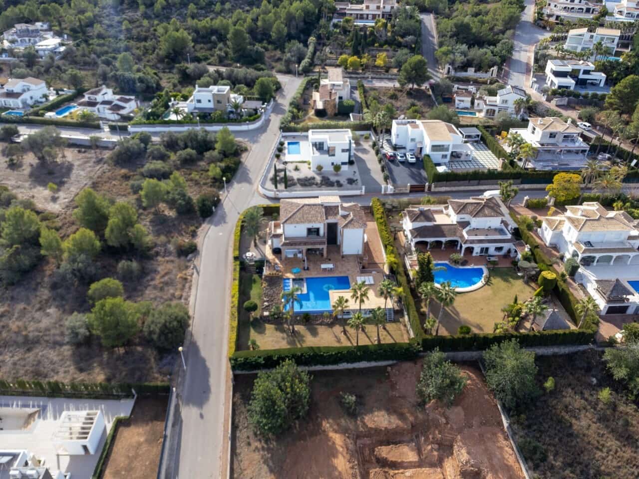 5 bedroom Villa for sale in Javea / Xabia with pool garage - € 1,200,000 (Ref: 8037211)