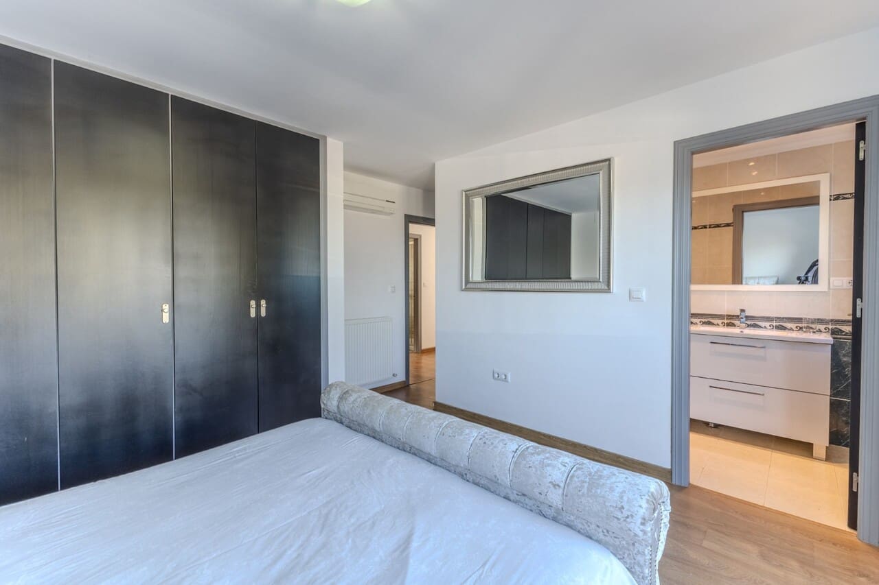 Chalet de 7 habitaciones en Javea / Xàbia en venta con piscina garaje - 995.000 € (Ref: 8753932)