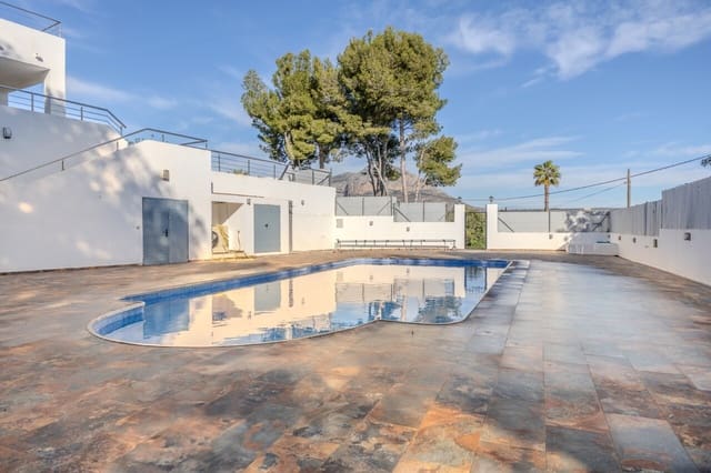 Chalet de 7 habitaciones en Javea / Xàbia en venta con piscina garaje - 995.000 € (Ref: 8753932)