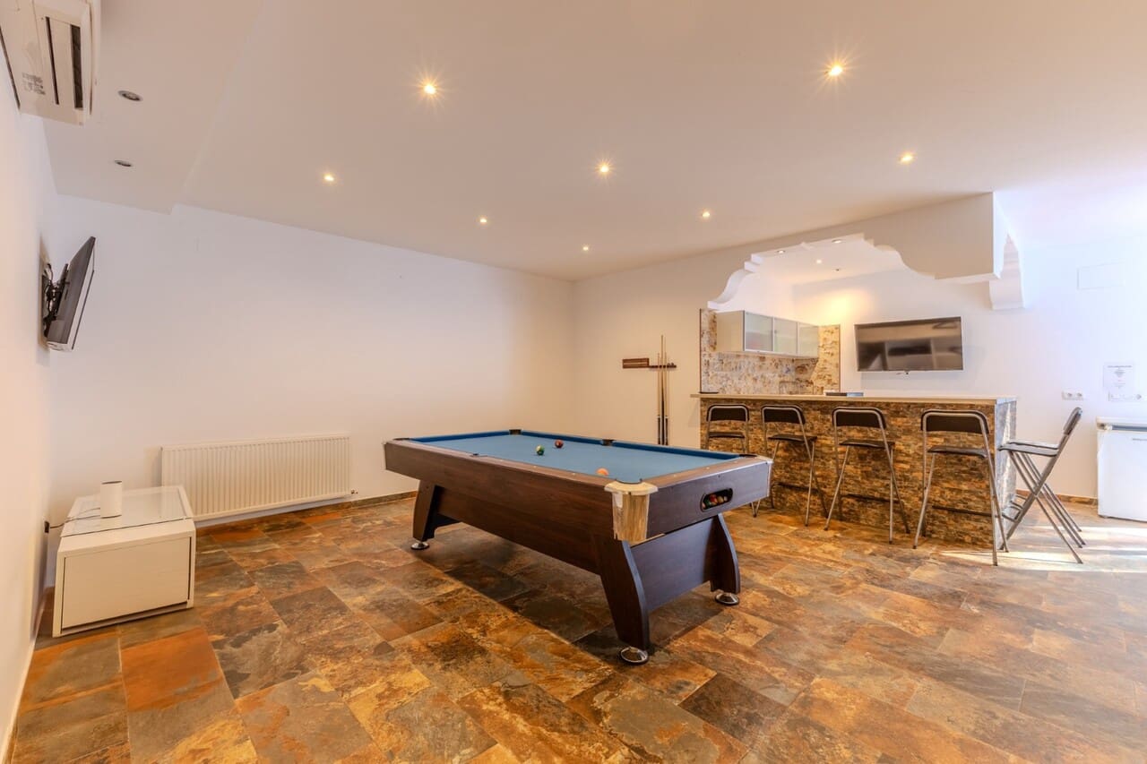 Chalet de 7 habitaciones en Javea / Xàbia en venta con piscina garaje - 995.000 € (Ref: 8753932)