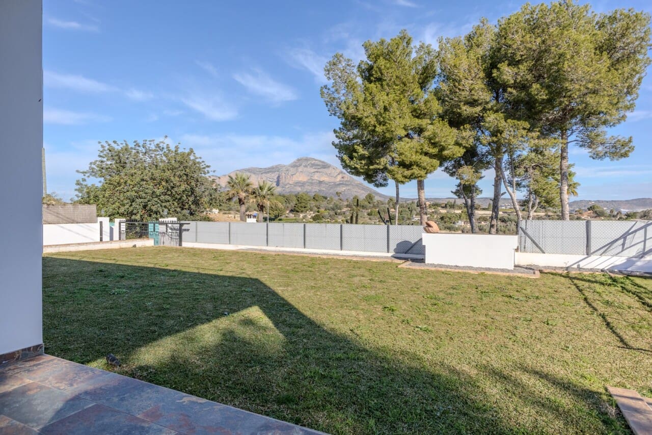 Chalet de 7 habitaciones en Javea / Xàbia en venta con piscina garaje - 995.000 € (Ref: 8753932)