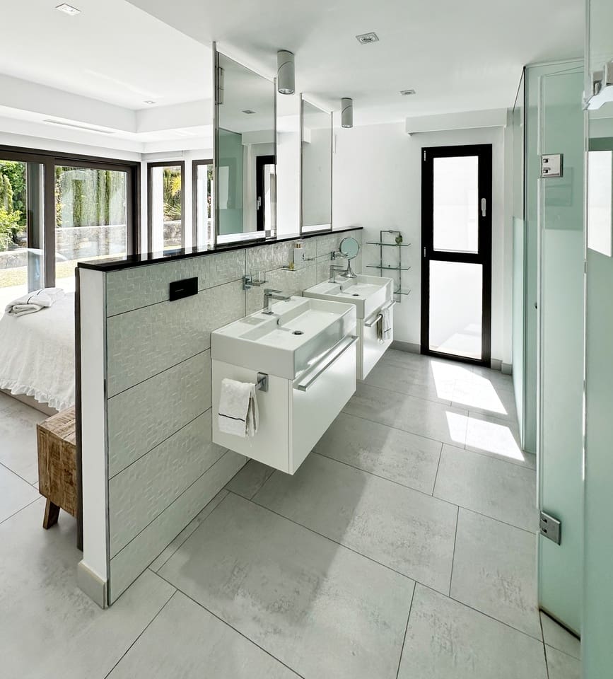 5 bedroom Villa for sale in Javea / Xabia with pool garage - € 2,350,000 (Ref: 8977596)