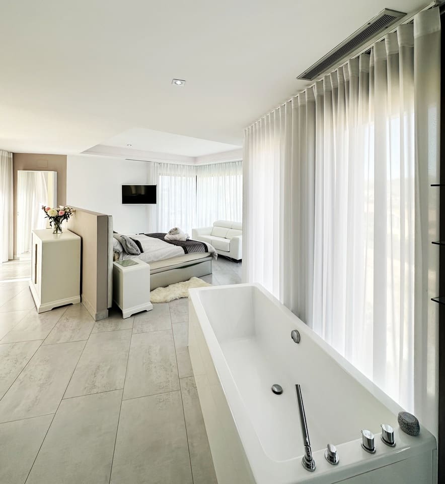 5 bedroom Villa for sale in Javea / Xabia with pool garage - € 2,350,000 (Ref: 8977596)