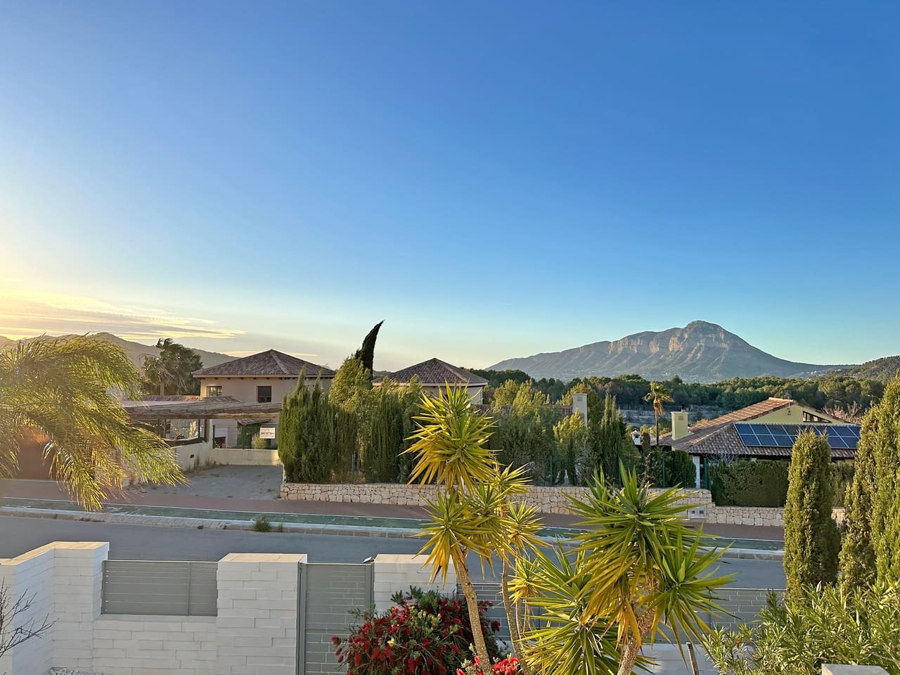 5 bedroom Villa for sale in Javea / Xabia with pool garage - € 2,350,000 (Ref: 8977596)