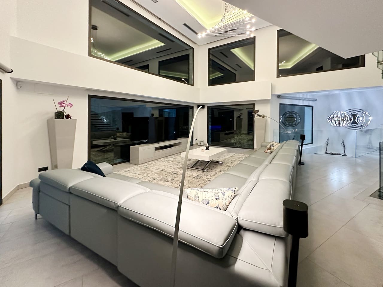 5 bedroom Villa for sale in Javea / Xabia with pool garage - € 2,350,000 (Ref: 8977596)