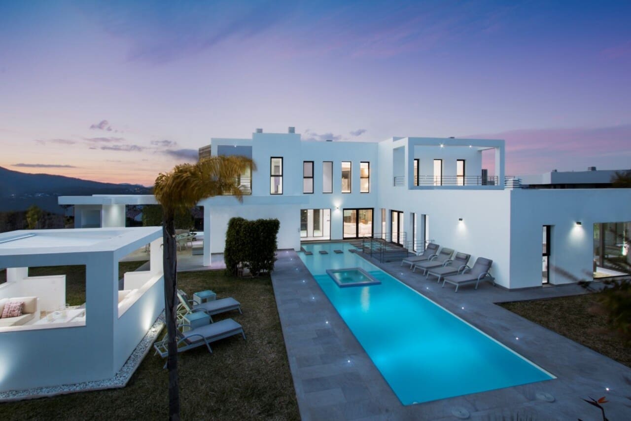 5 bedroom Villa for sale in Javea / Xabia with pool garage - € 2,350,000 (Ref: 8977596)